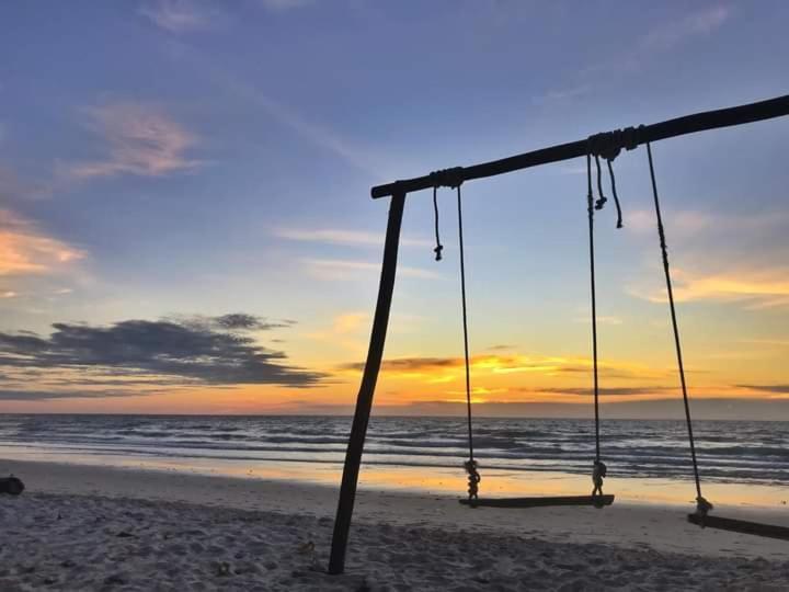Tumombuvoi Homestay Tiga Papan Eksteriør bilde